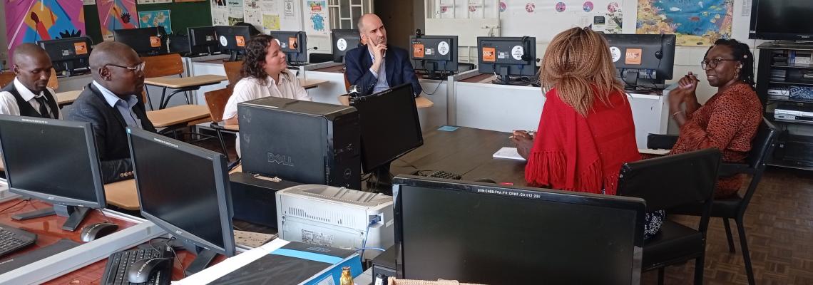 Second French Embassy visit to the Department of Literature